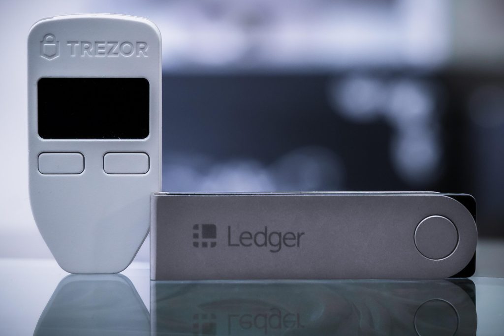 Hot Vs. Cold Wallets: Key Differences, And Why It's Important To Own A Cold Wallet